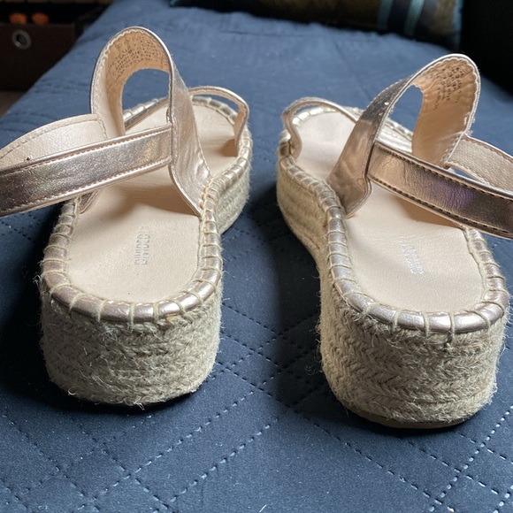 Rose gold jute wrapped platform sandals - Sz 7 - Picture 3 of 6
